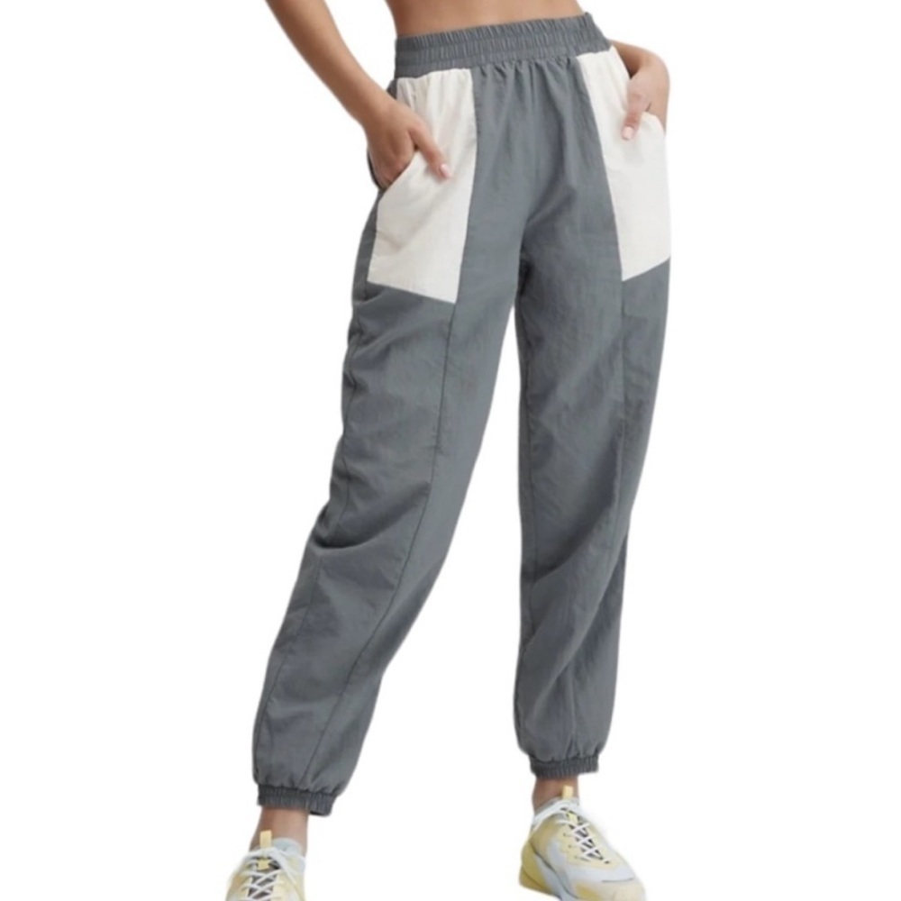 Nwt Fabletics Jaylee Color Block Track Pants - Picture 3 of 10